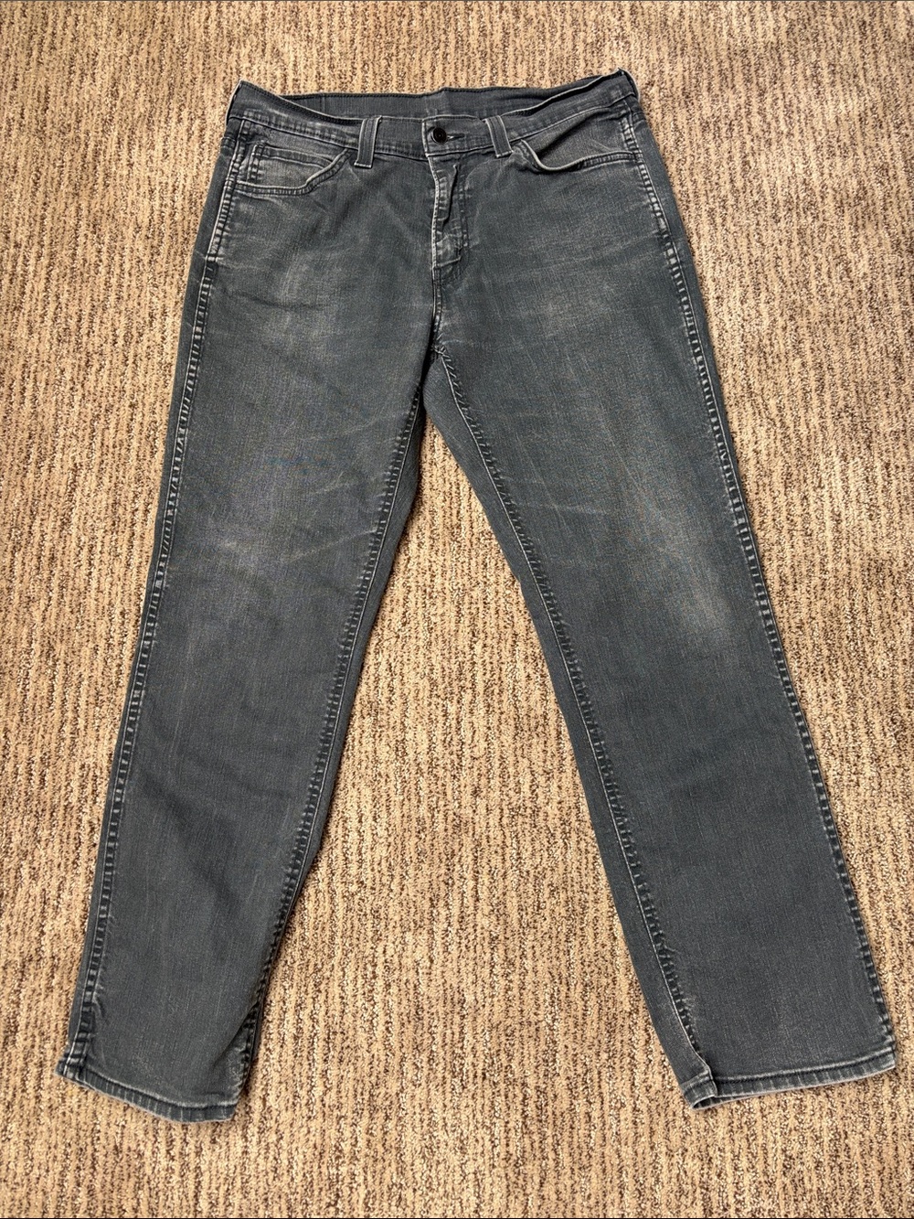 Levi’s 541 Athletic Taper Fit Jeans in Washed Charcoal W33 L30